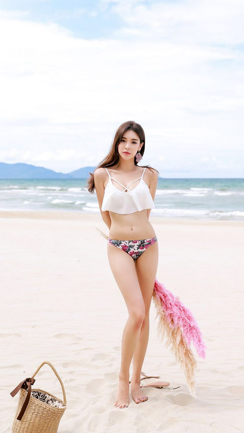 爱游戏在线登录入口-世界赛门票火爆销售中，世界赛售票员