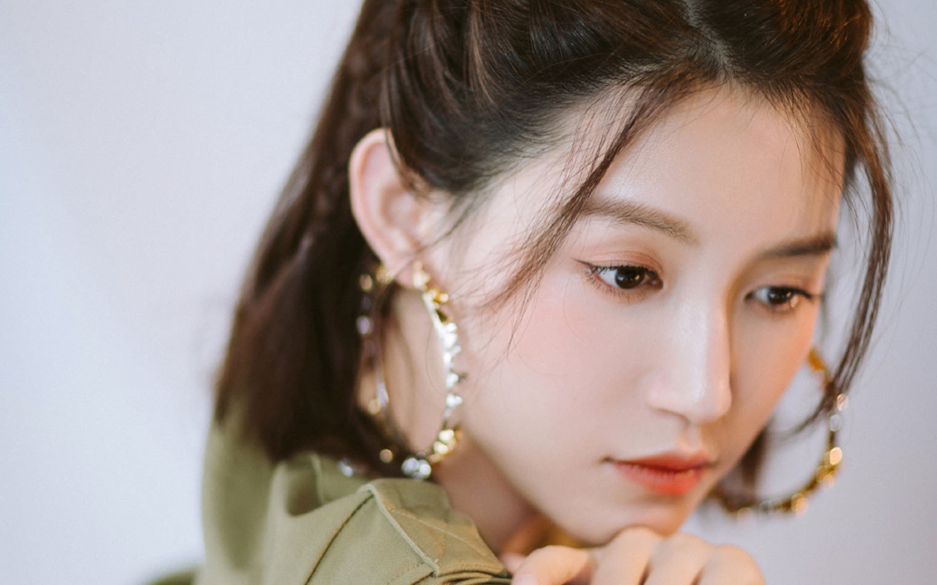 爱游戏体育APP下载-勇士压哨战胜太阳，系列赛焦点战中库里末节爆发，2021勇士库里